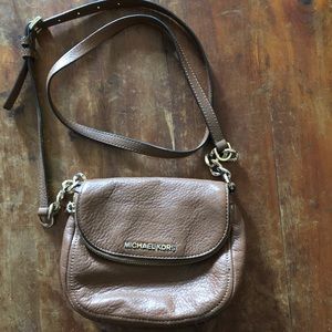 Michael Kors cross body purse